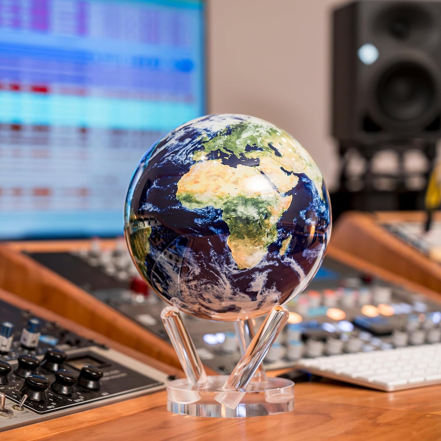 Mova 4.5 In. Self-Rotating Globe Earth With Clouds, Light Powered
