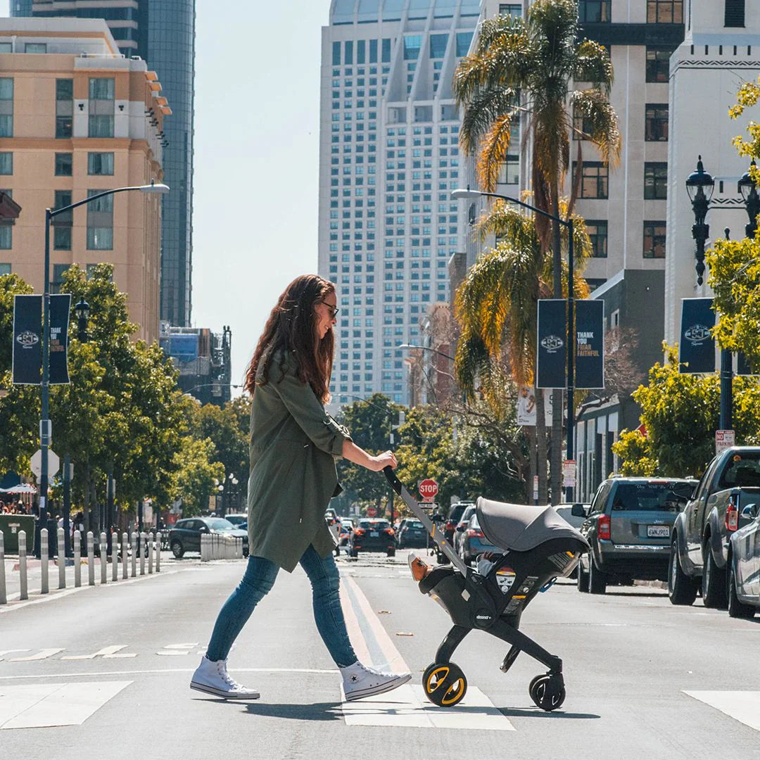 Doona Infant Car Seat And Stroller With Base