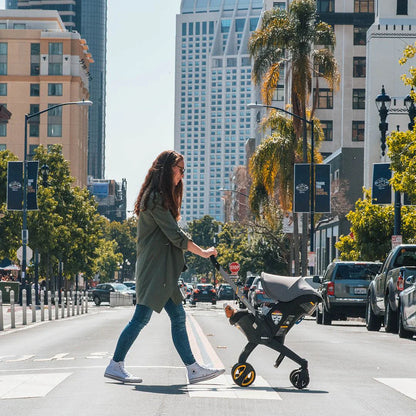 Doona Infant Car Seat And Stroller With Base