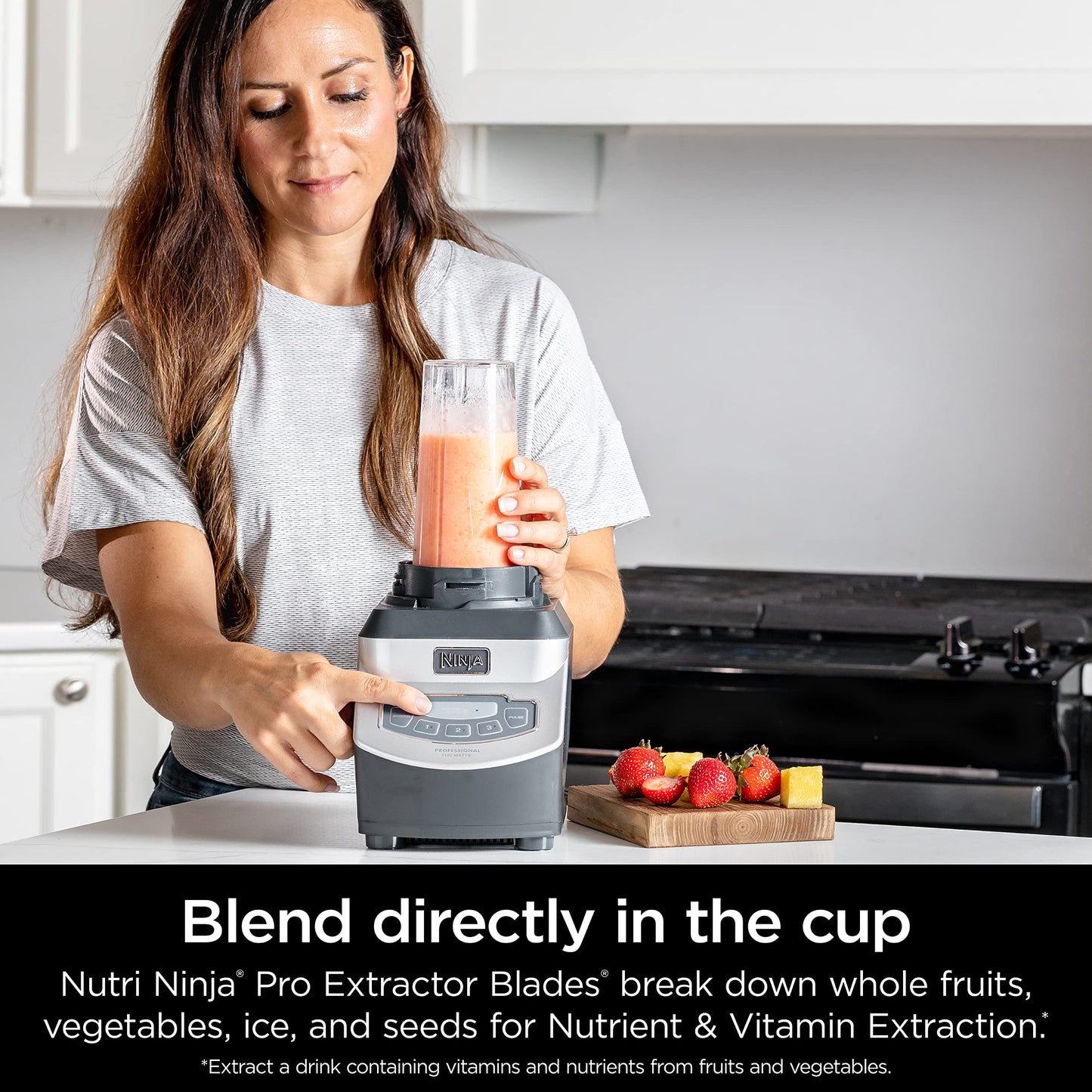 Ninja Professional Countertop 1100 Watt BL660